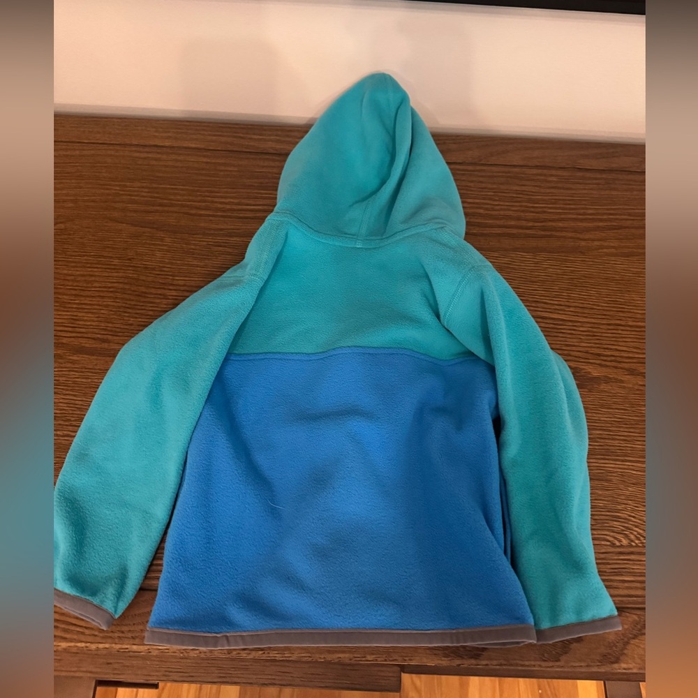 Patagonia Kids' Teal and Blue Fleece Hoodie - Picture 2 of 3
